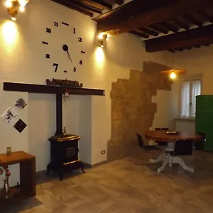 https://casa-vacanze-la-costarella.it-tuscanyhotel.com